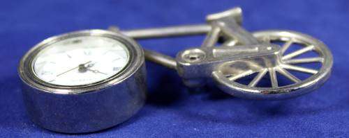 EXQUISITE HACHETTE MINITURE CLOCK WITH BOOKLET-GENTLEMENS BICYCLE-BID NOW!