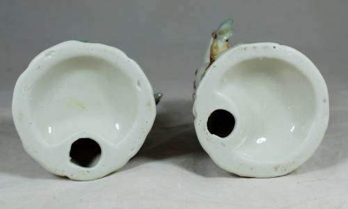 STUNNING FIGURINES OF A COUPLE HOLDING DOVES-BID NOW!!