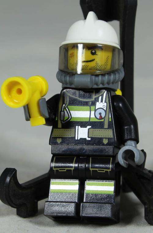 Lego mini figurine - Fireman with breathing apparatus and torch (CTY0628)