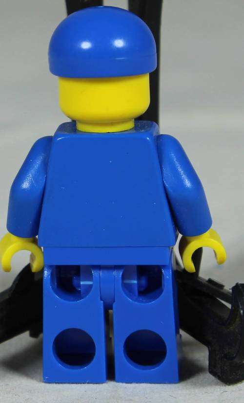 Lego mini figurine - City worker with a blue cap (CTY0520)