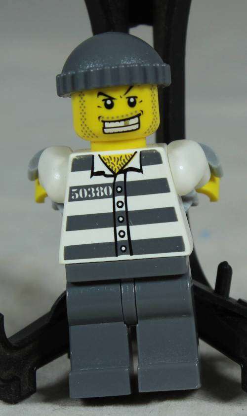 Lego mini figurine - Police jail prisoner 50380 with handcuffs (CTY0203)