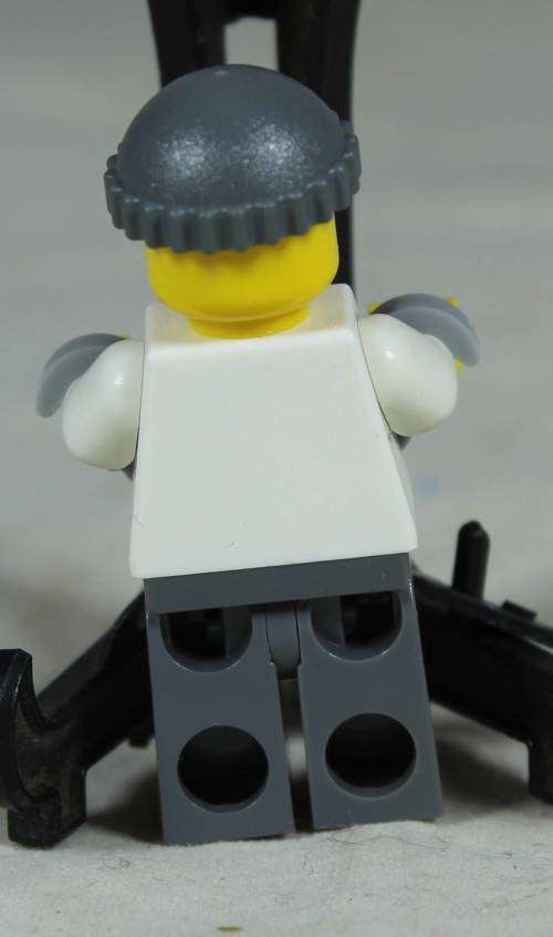 Lego mini figurine - Police jail prisoner 50380 with a mask and handcuffs (CTY0392)