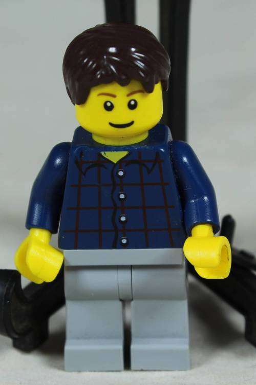 Lego mini figurine - Man in plaid shirt (CTY0625 Van and caravan)