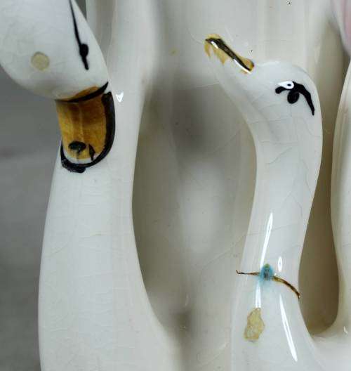 SWAN POSY VASE(LOVELY)-BID NOW!!!