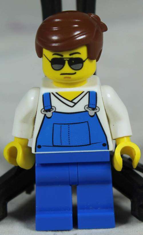 Lego mini figurine - Man in blue overalls (GAME016)