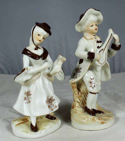 PAIR OF BEAUTIFUL VICTORIAN MUSICIANS-BID NOW!!