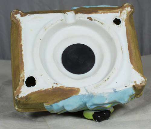 BEARS SITTING ON A LARGE SEWING MACHINE (ADORABLE) BID NOW !!