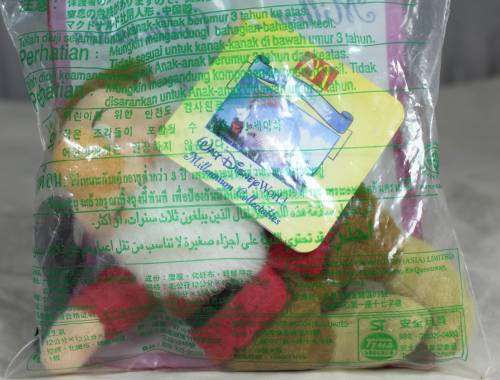 McDONALD`S MILLENNIUM COLLECTABLES(2000) GRUMPY, DOC, SLEEPY, DOPEY, SNEEZY, BASHFULL &HAPPY