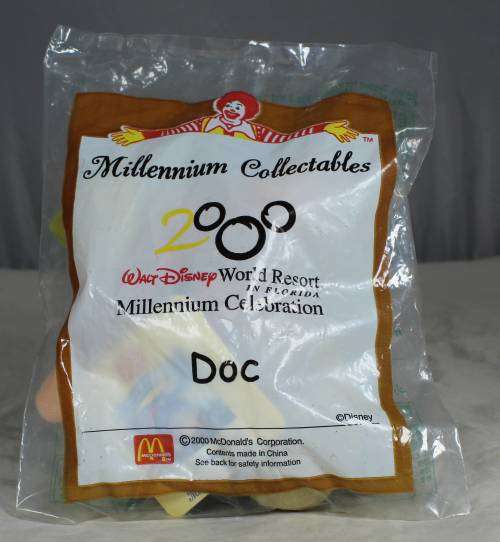 McDONALD`S MILLENNIUM COLLECTABLES(2000) GRUMPY, DOC, SLEEPY, DOPEY, SNEEZY, BASHFULL &HAPPY