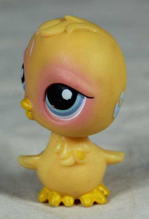 LITTLEST PET SHOP AUTHENTIC RANGE WITH A RED MAGNET(HASBRO) DUCK #290 2007 ADORABLE!