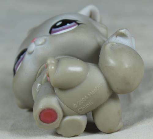 LITTLEST PET SHOP AUTHENTIC RANGE WITH A RED MAGNET(HASBRO 2004)PERSIAN KITTEN#263(SO CUTE)BID NOW!