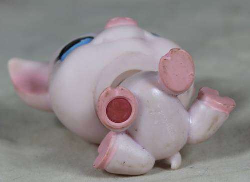 LITTLEST PET SHOP AUTHENTIC RANGE WITH A RED MAGNET(HASBRO 2005)PINK PIG#296(SO CUTE)BID NOW!