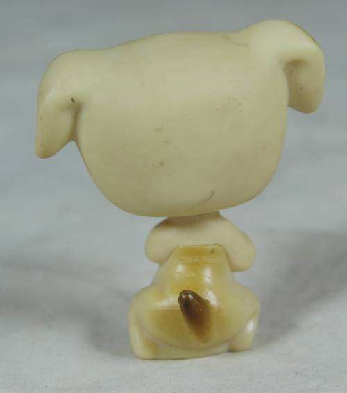 LITTLEST PET SHOP AUTHENTIC RANGE WITH A RED MAGNET(HASBRO 2004)BEGGING JACK RUSSEL(SO CUTE)BID NOW!