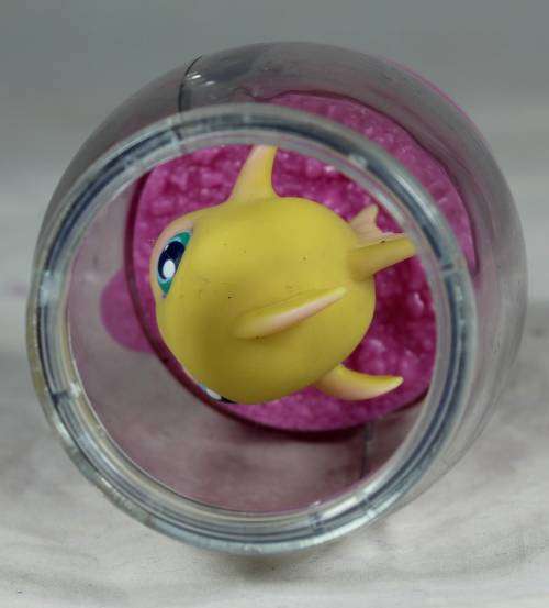 LITTLEST PET SHOP (FISH TRAPPED IN A TANK 2004) BID NOW!