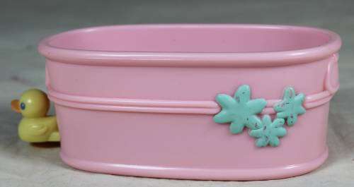 Littlest pet shop bath with a ducky 2004