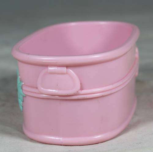 Littlest pet shop bath with a ducky 2004