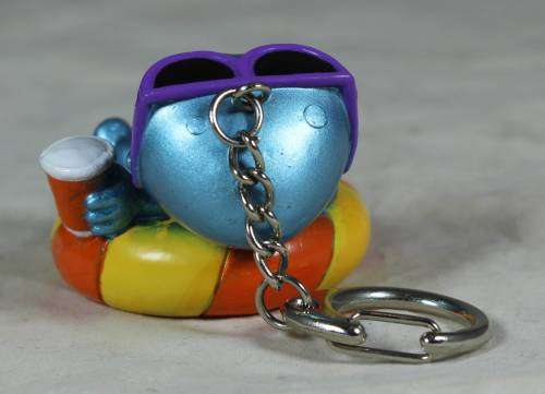 FAME MASTER - BLUE ALIEN KEY RING-BID NOW!