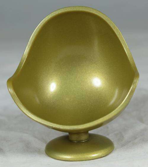 LOT OF PLASTIC TOY ACCESSORIES-BID NOW!