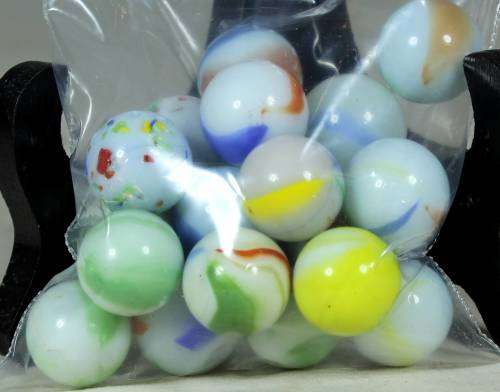 VINTAGE WHITE COLLECTION OF 20 MARBLES-A MUST HAVE-BID NOW!