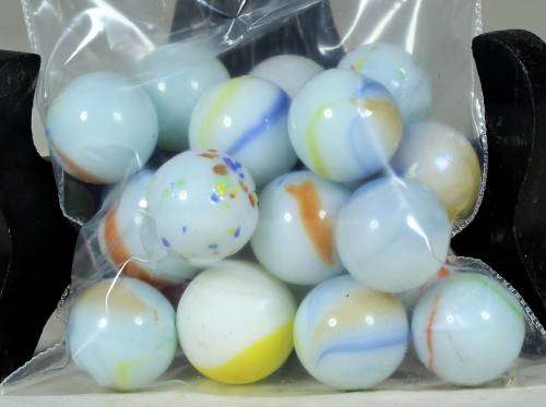 VINTAGE WHITE COLLECTION OF 20 MARBLES-A MUST HAVE-BID NOW!