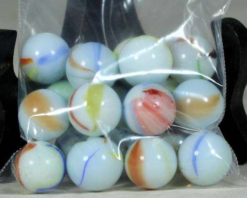 VINTAGE WHITE COLLECTION OF 20 MARBLES-A MUST HAVE-BID NOW!