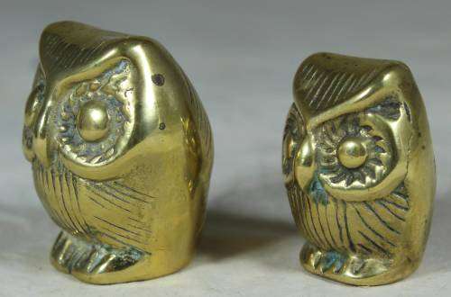 MINIATURE BRASS-PAIR OF OWLS-BID NOW!