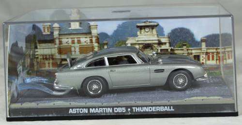 JAMES BOND 007 WITH MAGAZINE UNIVERSAL HOBBIES-ASTON MARTIN DB5(UH)(THUNDERBALL#11)BID NOW!
