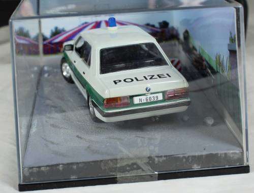 JAMES BOND 007 WITH MAGAZINE UNIVERSAL HOBBIES-BMW518 (OCTOPUSSY#66)BID NOW!