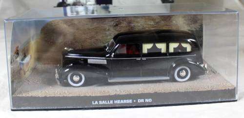 JAMES BOND 007 WITH MAGAZINE UNIVERSAL HOBBIES-LASALLE HEARSE(DR. NO#92)BID NOW!