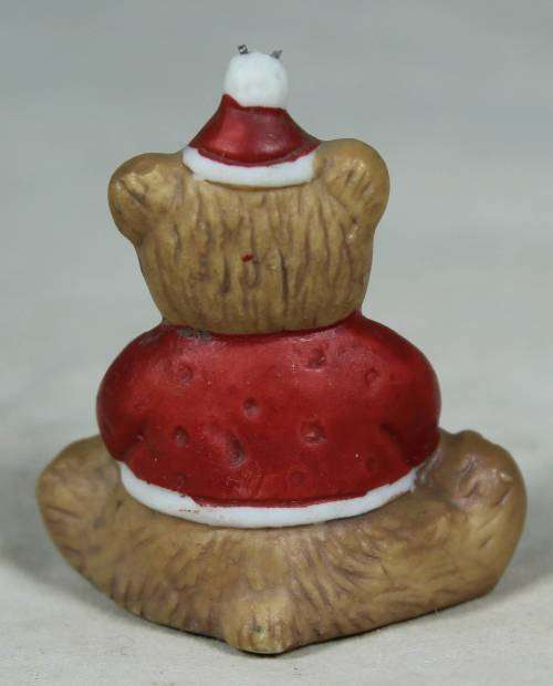 MINIATURE CHRISTMAS BEAR (LOVELY) BID NOW!!!