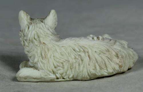 MINIATURE WHITE PLASTIC CAT (LOVELY) BID NOW!!!