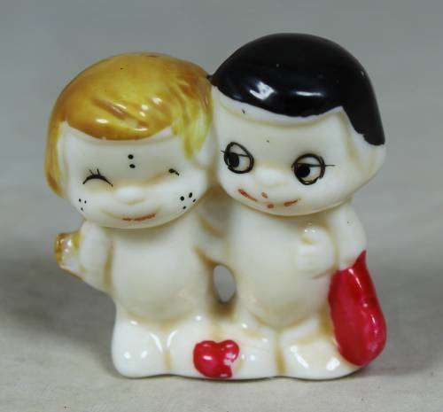 MINIATURE 1970`S LOVE IS FIGURINE (ADORABLE) BID NOW!!!