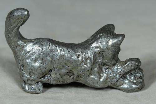 MINIATURE METAL CAT PLAYING WITH A BALL-BID NOW!!