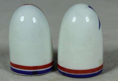 CHARACTER SALT AND PEPPER SET(ARABIA MADE IN FINLAND)-BID NOW!!