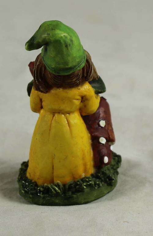 GARDEN GNOME WITH MUSHROOMS(LOVELY) BID NOW!!