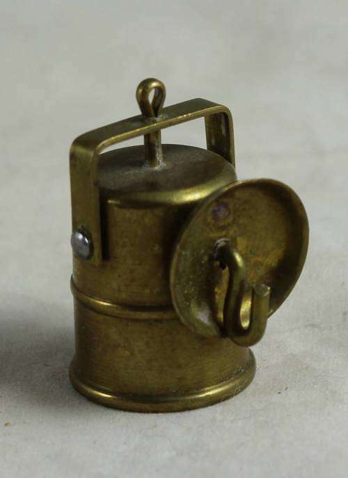 MINIATURE BRASS CARBITE LAMP-BID NOW!!