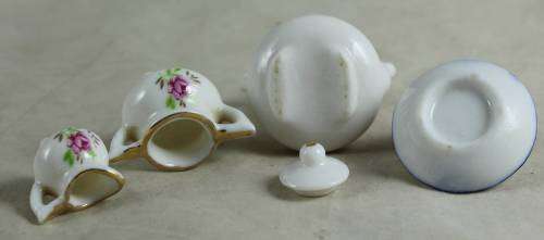 MINIATURE TEA SET FOR ONE (LOVELY)BID NOW!!