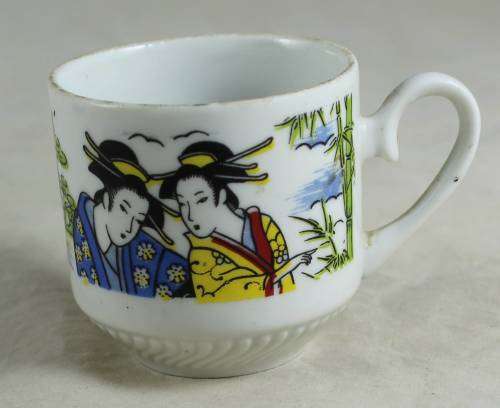 SMALL CUP MADE IN ROMANIA(LOVELY)BID NOW!!