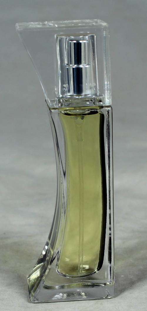 FULL BOTTLE OF ELIZABETH ARDEN PROVOCATIVE PERFUME-BID NOW!!