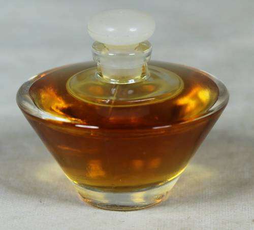 FULL BOTTLE OF ESTEE LAUDER TUSCANY PERFUME 3.5ML-BID NOW!!