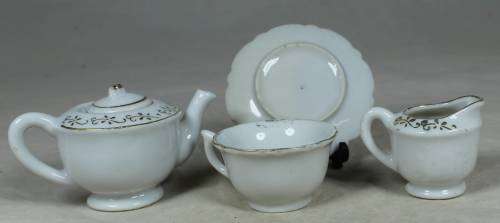 Miniature Tea Set For One - A Beauty - Bid Now!!!
