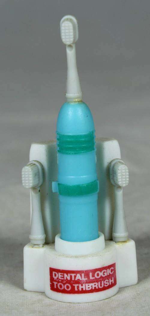 Unique Fridge Magnet - Toothbrush And Holder - A Beauty - Bid Now!!!