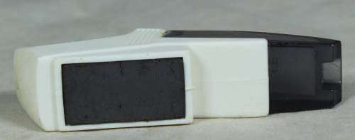 Unique Fridge Magnet - Hand Held Vacuum Cleaner   - A Beauty - Bid Now!!!