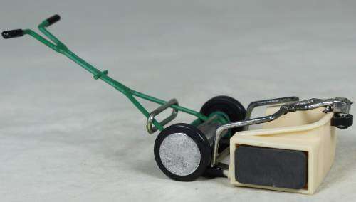 Unique Fridge Magnet - Grass Cutter - A Beauty - Bid Now!!!