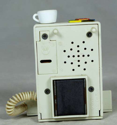 Unique Fridge Magnet - Vintage Computer - A Beauty - Bid Now!!!