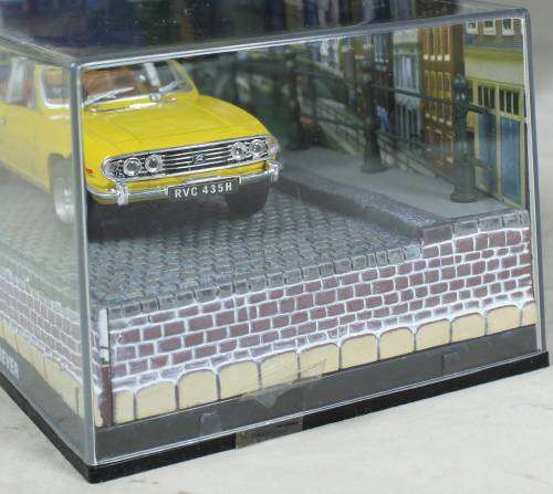 JAMES BOND 007 WITH MAGAZINE UNIVERSAL HOBBIES-Triumph Stag (Diamonds Are Forever #18)