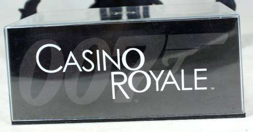 JAMES BOND 007  UNIVERSAL HOBBIES- Range Rover Sport(Casino Royale #51)