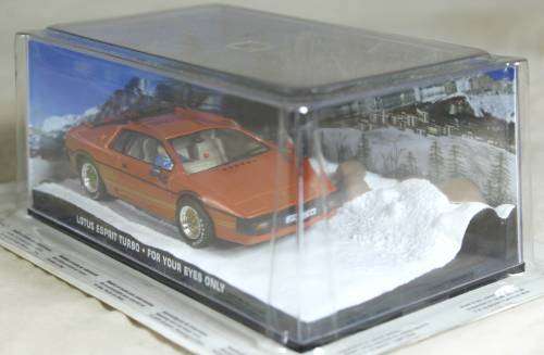 JAMES BOND 007 UNIVERSAL HOBBIES- Lotus Esprit Turbo(For Your Eyes Only #8)