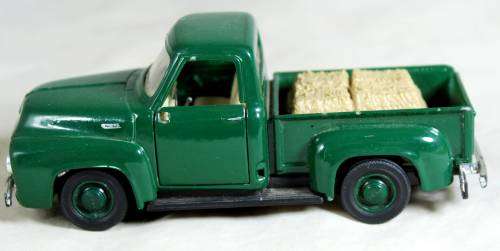 Maisto - 1953 Ford F100 Pickup - Bid now!!