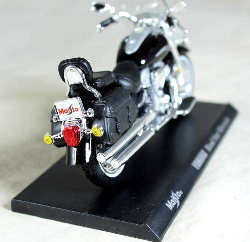 Maisto - Yamaha - Roadstar Silverado  - Bid now!!